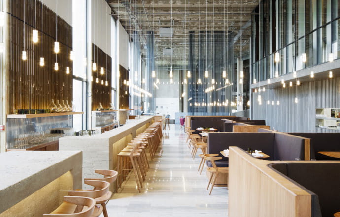 Le restaurant Les Grands Verres, au Palais de Tokyo, à Paris.