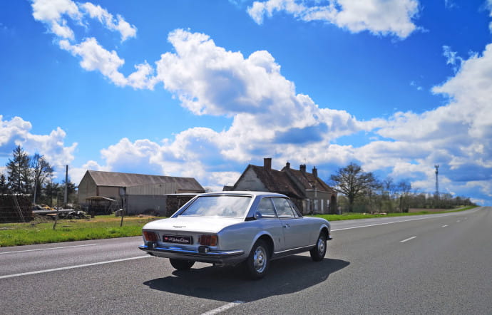 La 504 revient en force sur le marché de la nostalgie automobile… Alors pourquoi pas en version électrique par Retrofuture ?
