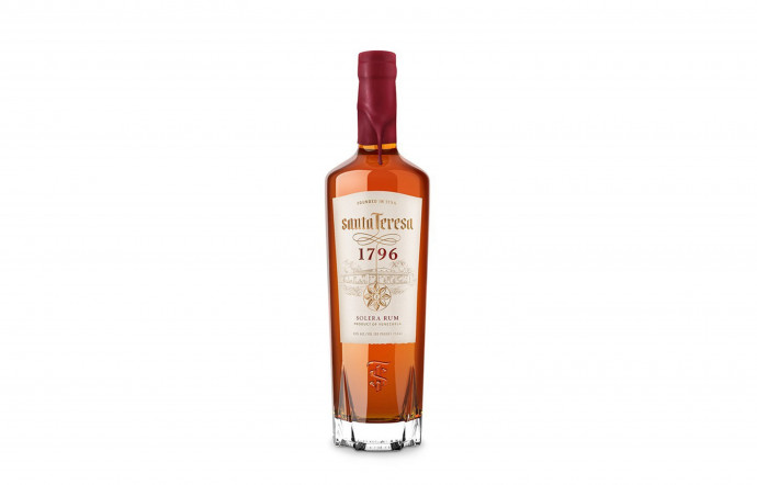 Les spiritueux de Noël – Santa Teresa, 66 €.