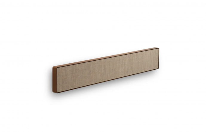Notre sélection high-tech – Beosound Stage, Bang & Olufsen, 2 250 €.