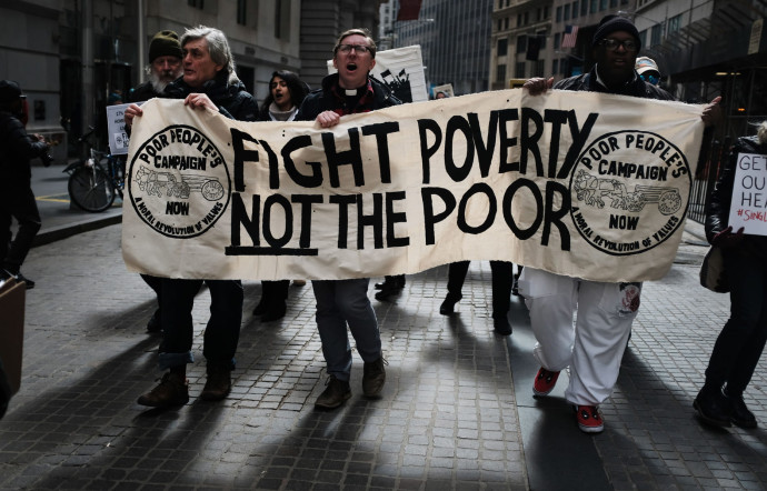 « Combattez la pauvreté, pas les pauvres ». C’est dans la première ville des etats-unis que les inégalités sont les plus fortes.