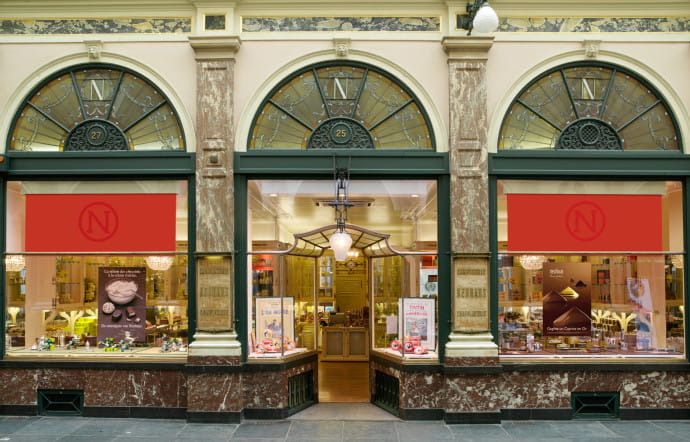 La boutique Neuhaus, dans la galerie de la Reine.