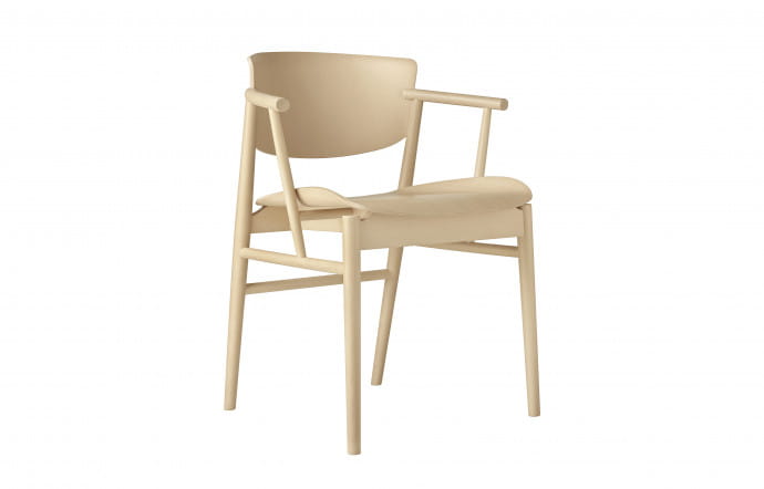 Fritz Hansen, 610 €.