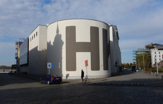 Le musée d’art contemporain D’ANVERS (M HKA).