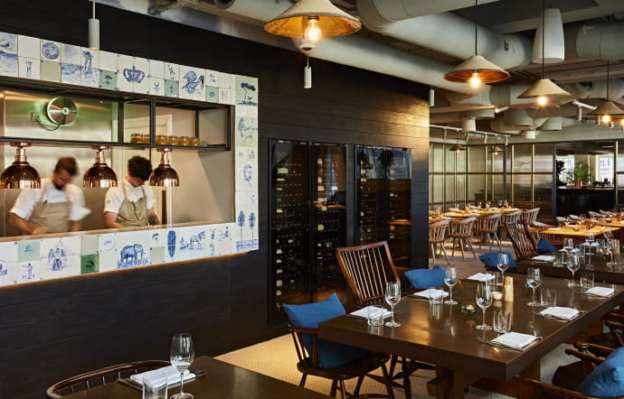 Le restaurant de The Conduit, espace d’un nouveau genre à Londres.
