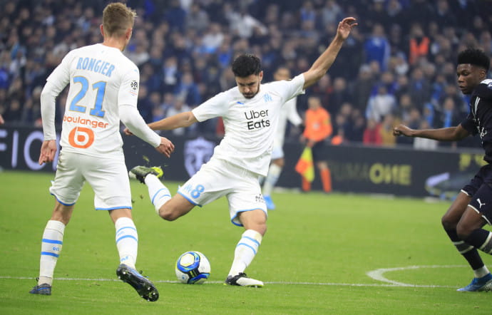 Les soirs de match, la ferveur des supporters de l’Olympique de Marseille prend possession de sa mythique enceinte : l’Orange Vélodrome.