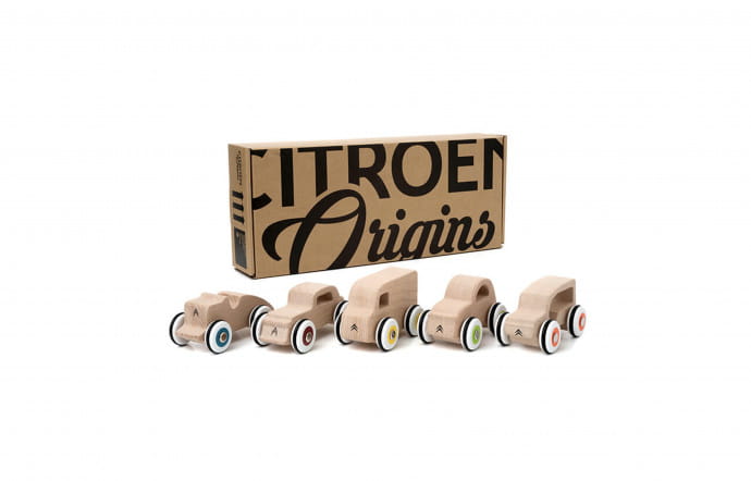 Coffret de 5 miniatures en bois, 33,60 € au lieu de 48 €, Citroën Origins.