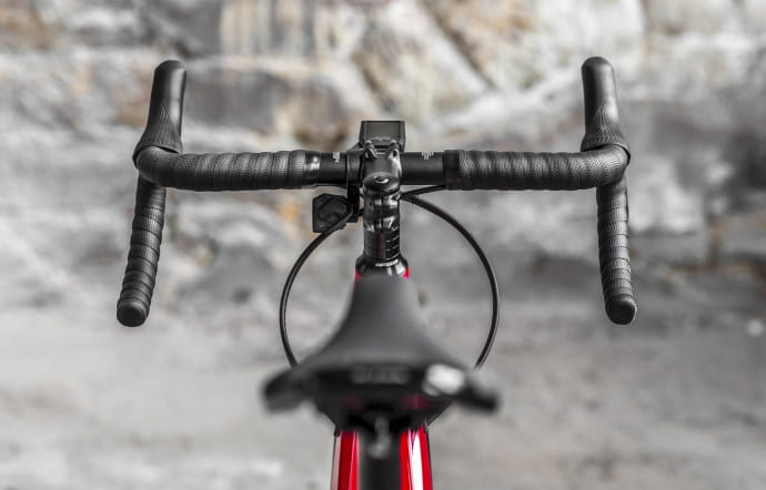 Vélo de route électrique Dimanche 28, à partir de 2999 €, Moustache Bikes.