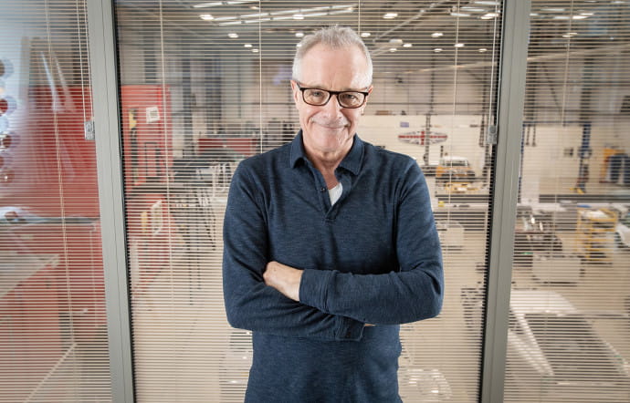 David Brown a fondé David Brown Automotive en 2013.