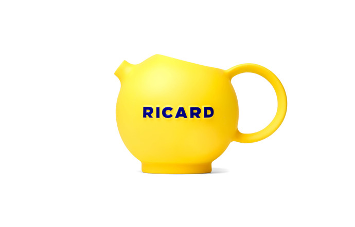 Pernod Ricard, 36 €.
