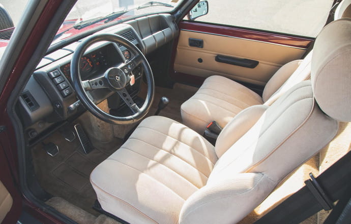 L’intérieur de la Turbo 2 est presque le même que celui de l’Alpine.