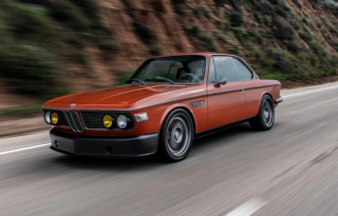 Iron Man offre un lifting à sa BMW 3.0 CS de 1974 avec Speedkore