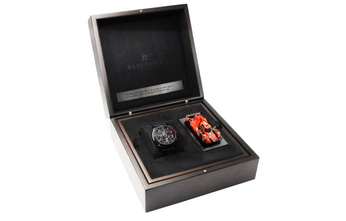 RESERVOIR GT Tour Black Skeleton, édition limitée 24 exemplaires, 9800 €. www.reservoir-watch.com