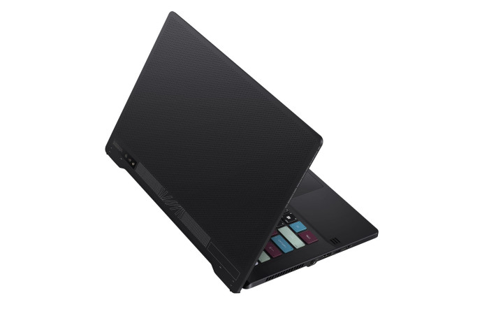 PC portable Zephyrus G14 ACRNM de ROG (Asus), à partir de 2 699 €.