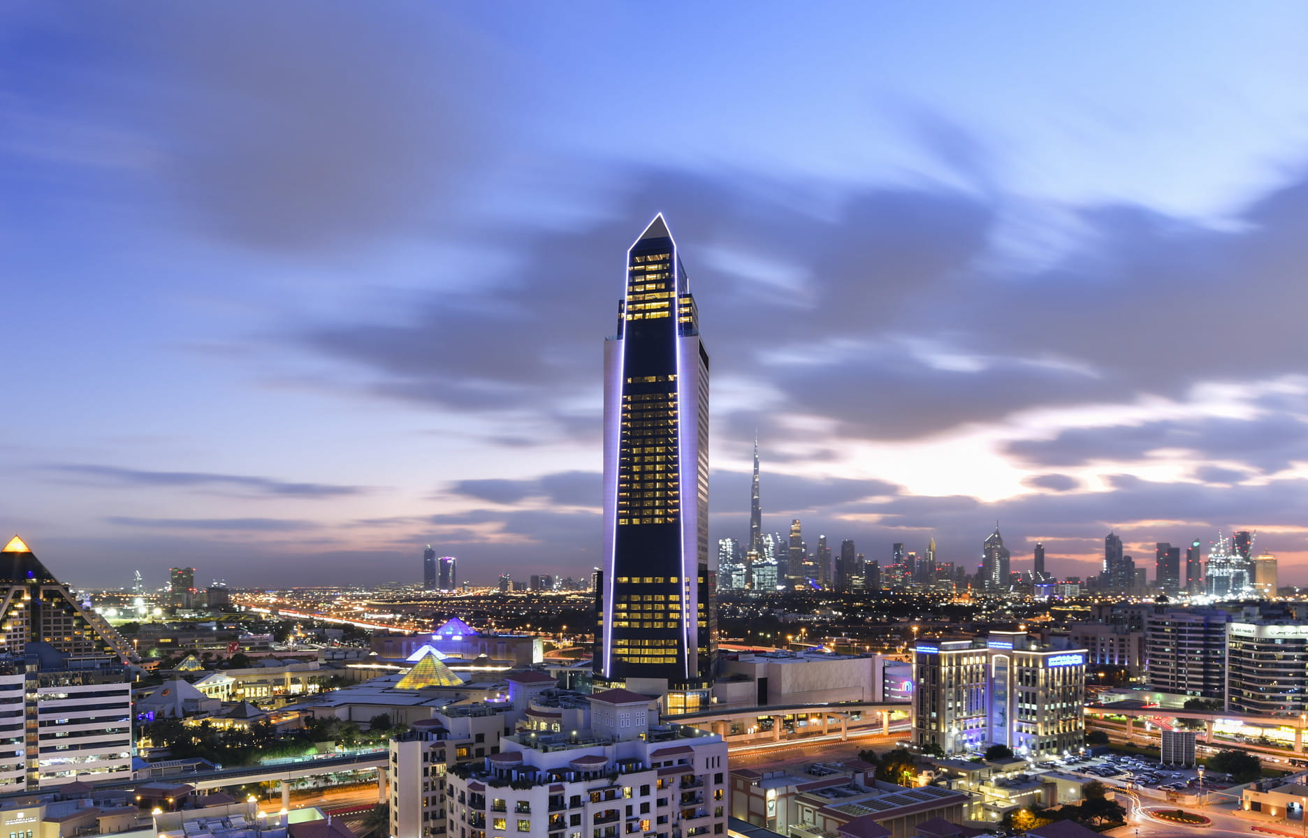 hotel sofitel dubai the obelisk