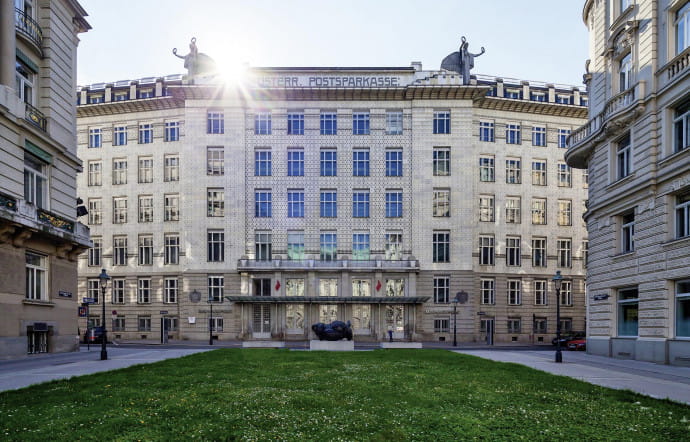 Sparkasse.