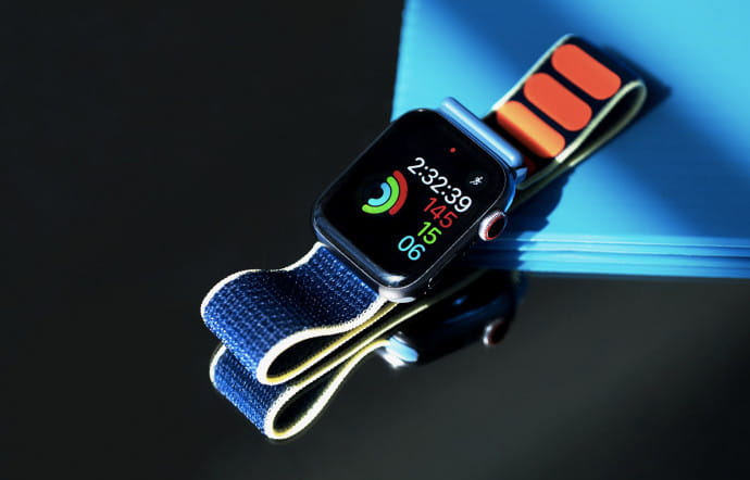 Le secteur de l’horlogerie se démène pour contrer le succès de l’Apple Watch. En 2019, le géant américain a vendu plus de montres que tous les horlogers suisses.