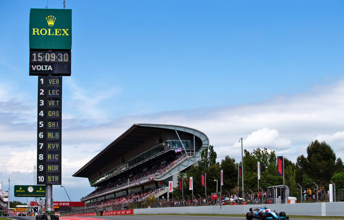 Chronométreur officiel du championnat du monde depuis 2013, Rolex s’exhibe un peu partout sur les circuits de F1.  – Sports mécaniques : l’horlogerie en pole position