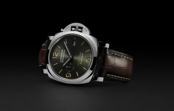 Montre best sale italienne panerai