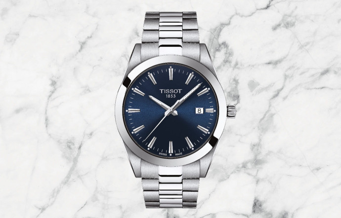 La Tissot Gentleman est une montre polyvalente, simple et robuste. Joliment consensuelle, elle peut s’enorgueillir d’une réserve de marche de 80 heures.