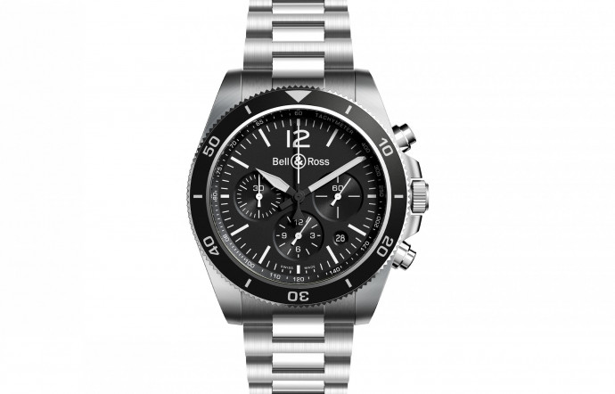 Montre Bell & Ross BR V3-94 Black Steel Chronographe, boîtier de 43 mm et bracelet en acier, mouvement mécanique à remontage automatique, compteurs des heures, minutes et secondes, lunette bidirectionnelle, échelle tachymètre de rehaut, fond en verre saphir, étanche à 100 m, 4 200 €.