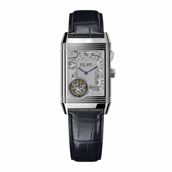 Côté face, la Reverso Hybris Mechanica Calibre 185 affiche notamment la grande date.