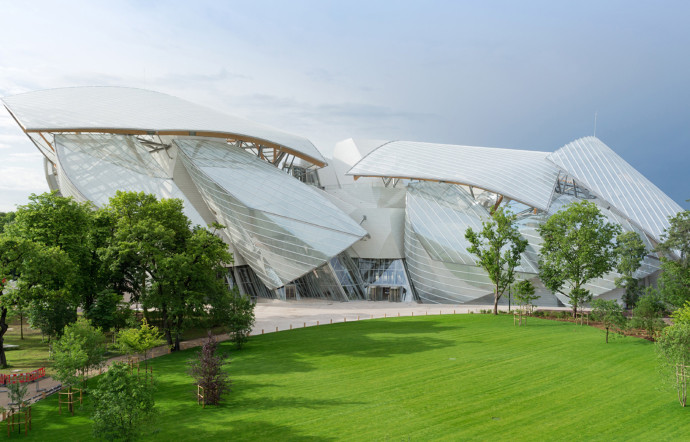 La Fondation Louis Vuitton, ouverte en 2014, a marqué une nouvelle étape dans l’engagement mécénal du groupe LVMH.