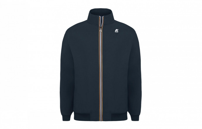 K-way, 249 € – un week-end chic à la campagne