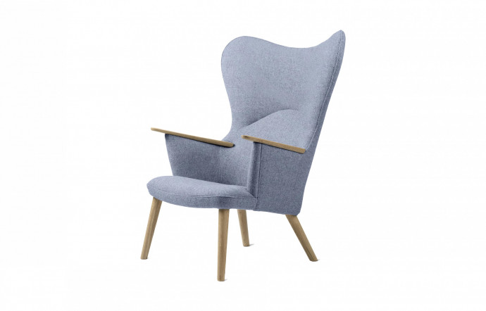 Carl Hansen & Son, à partir de 2 906 €.