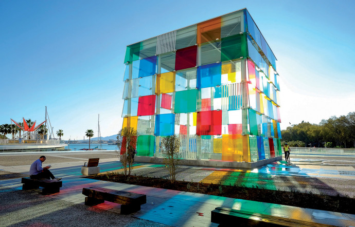 Le Centre Pompidou Malaga, en Espagne.