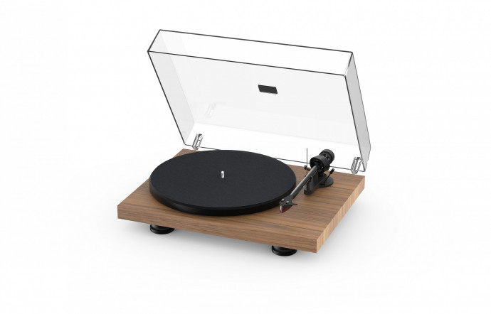 Debut Carbon EVO, www.project-audio.com.
