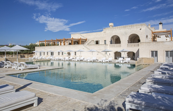 L’une des trois piscines des lieux.