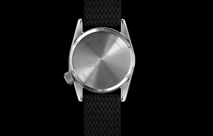 March LA.B x Le Louvre, 295 €.