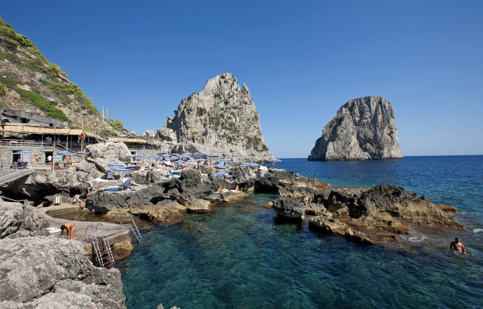 Località Faraglioni. Tél. +39 081 8370845. fontelina-capri.com