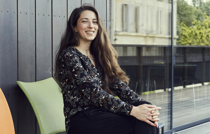Raphaëlle Reeves-Ribière vient d’être engagée comme responsable qualité et environnement de la tonnellerie Baron.