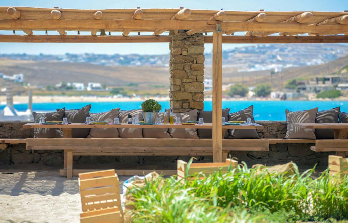 Ftelia. Tél. +30 22890 72361. farmamykonos.com