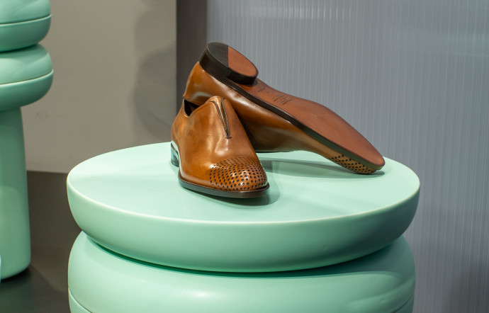 Richelieu Limited Edition Fuorisalone 2021, Alain Gilles x Fratelli Rossetti, 580 €.