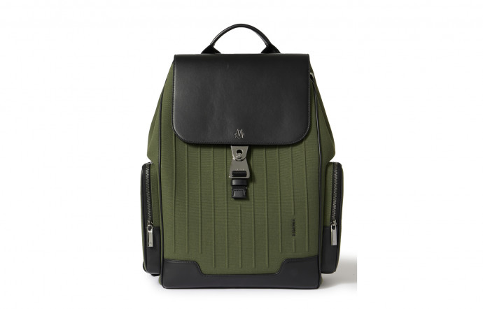 Sac à dos en cuir et toile, Rimowa sur Mr Porter, 1200 €.