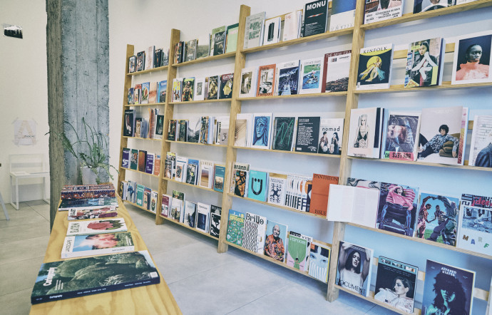 Via Mincio, 10. readingroom.it