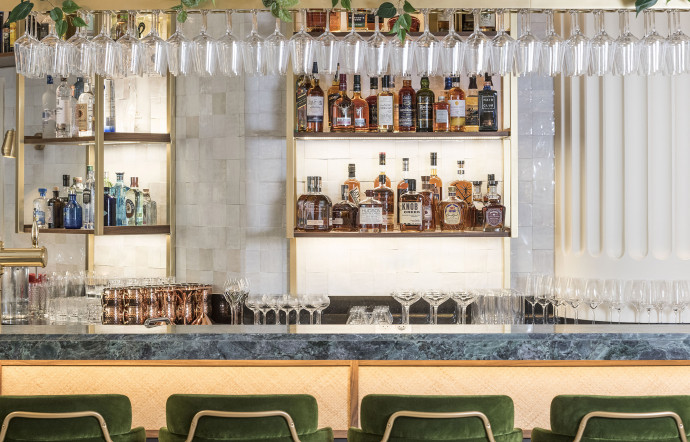 Le bar du Montecito, le restaurant de l’hôtel Kimpton St-Honoré.