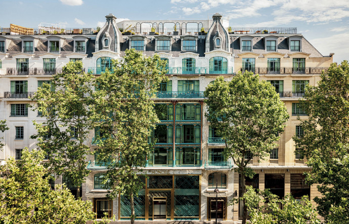 La façade du bâtiment est elle aussi un vestige de l’époque.