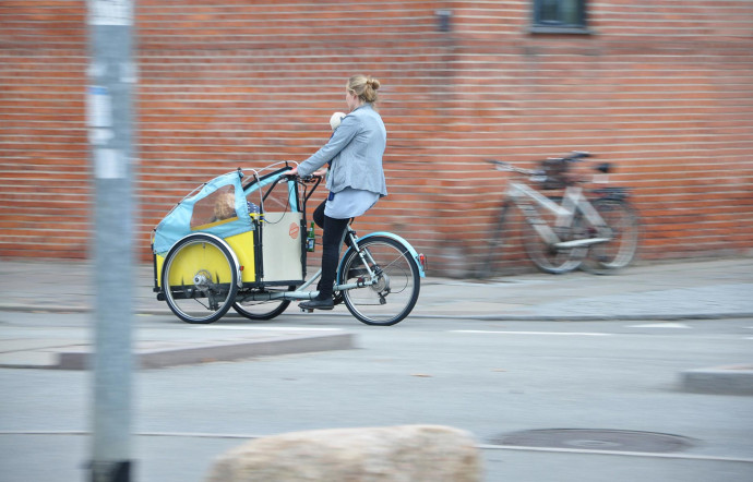 La pratique du vélo a bondi partout, de Venice Beach à Copenhague (photo) en passant par Berlin.