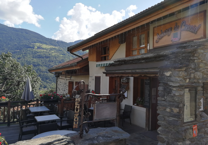 Auberge de Cassiel, Le Villard, La Côte-d’Aime // Tél. +33 (0)4 79 09 24 83