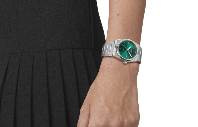 Tissot PRX Quartz 35 mm, entre 375 € et 475 €. www.tissotwatches.com