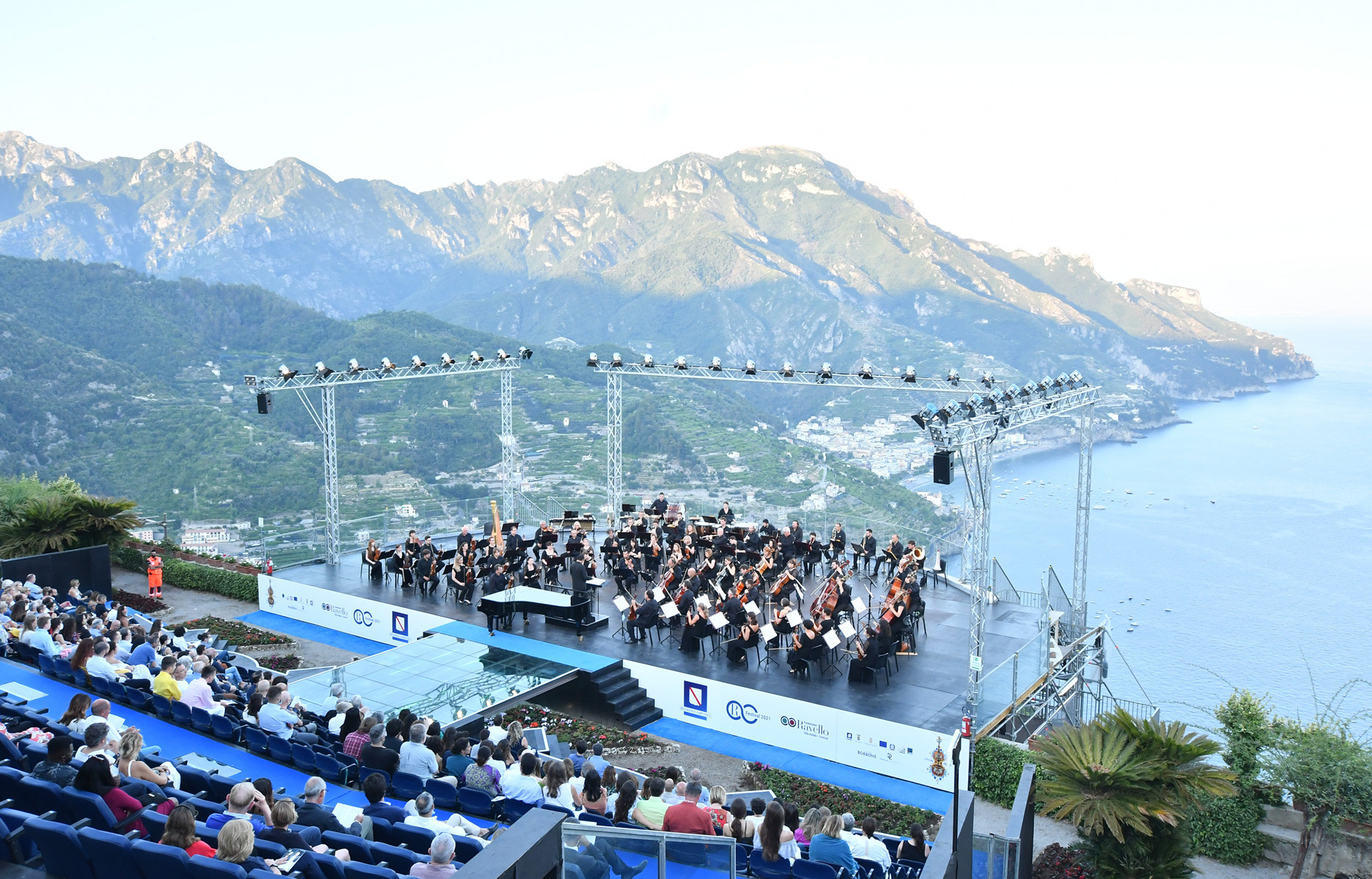 Fête de la musique: ambiance Saint-Trop en bord de Charente [PROGRAMME] -  Charente Libre.fr