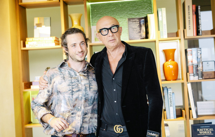 Sommelier de formation, Stefano Bizzarri a pris les rênes de Dalla Gioconda, à Gabicce Monte, un restaurant sur le point de fermer que Marco Bizzarri, son père, a racheté.