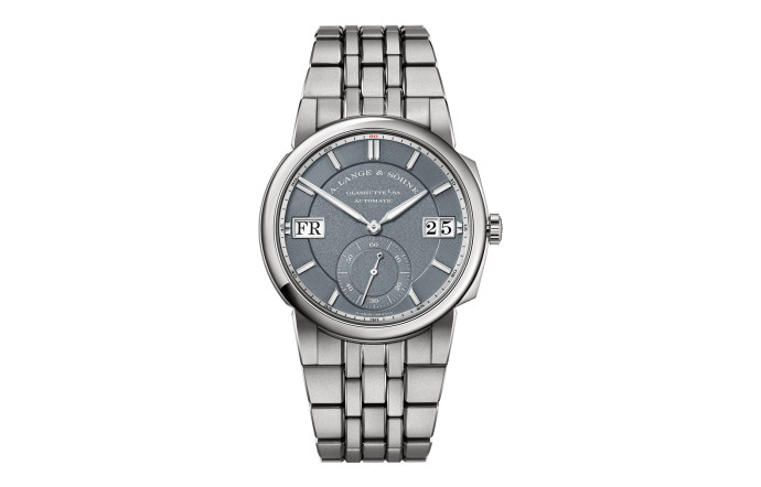 Prix : 28 200 €. – Les montres classiques de 2022