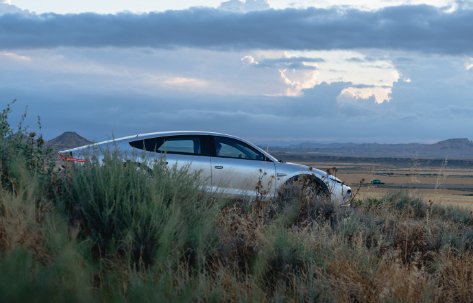 Lightyear 0, la toute première auto solaire.