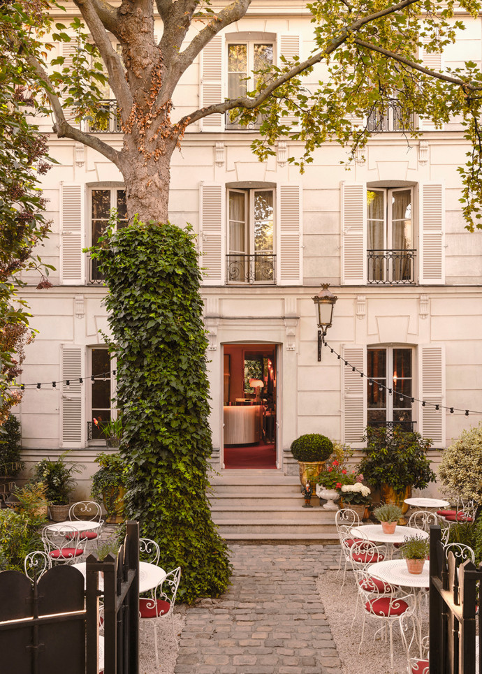 L’hôtel particulier possède le plus grand jardin hôtelier de Paris. © Yannick Labrousse