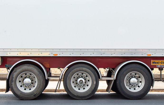 Aujourd’hui, un camion à hydrogène vaut 400 000 euros, soit cinq fois plus qu’un camion diesel équivalent.
